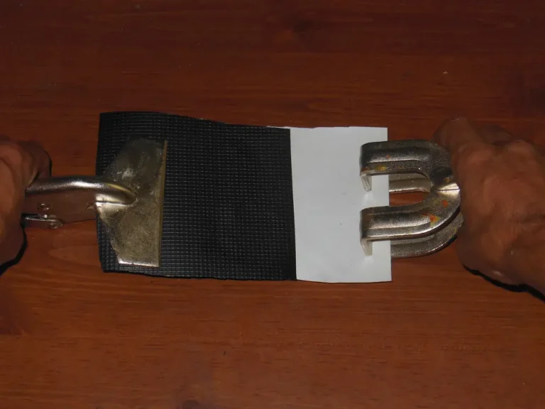 Vinyl Pull Test